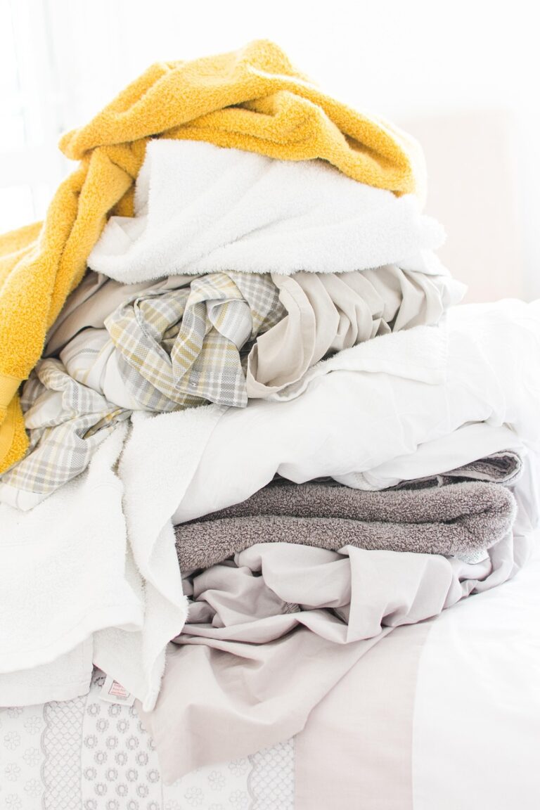 laundry, towels, linen, stack, wash, clean, household, chores, household chores, laundry, laundry, laundry, laundry, laundry, chores